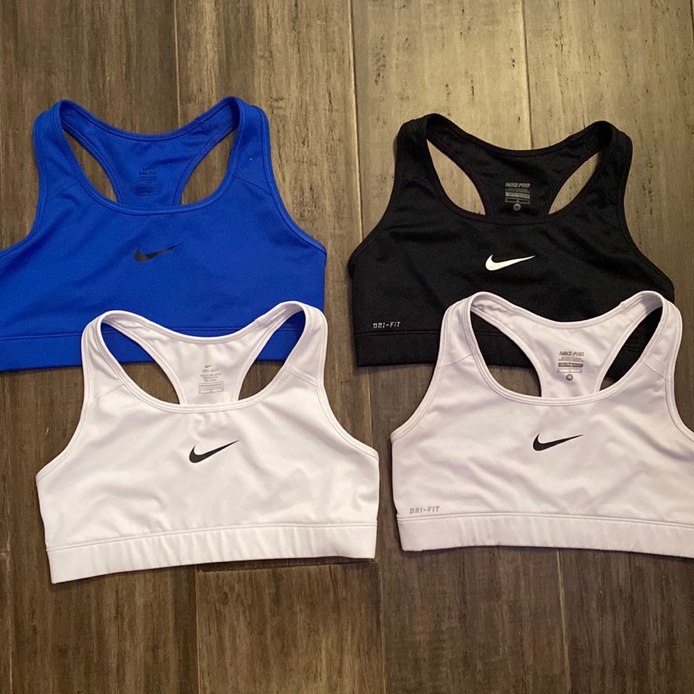 Nike Sz M Racerback Sports Bra